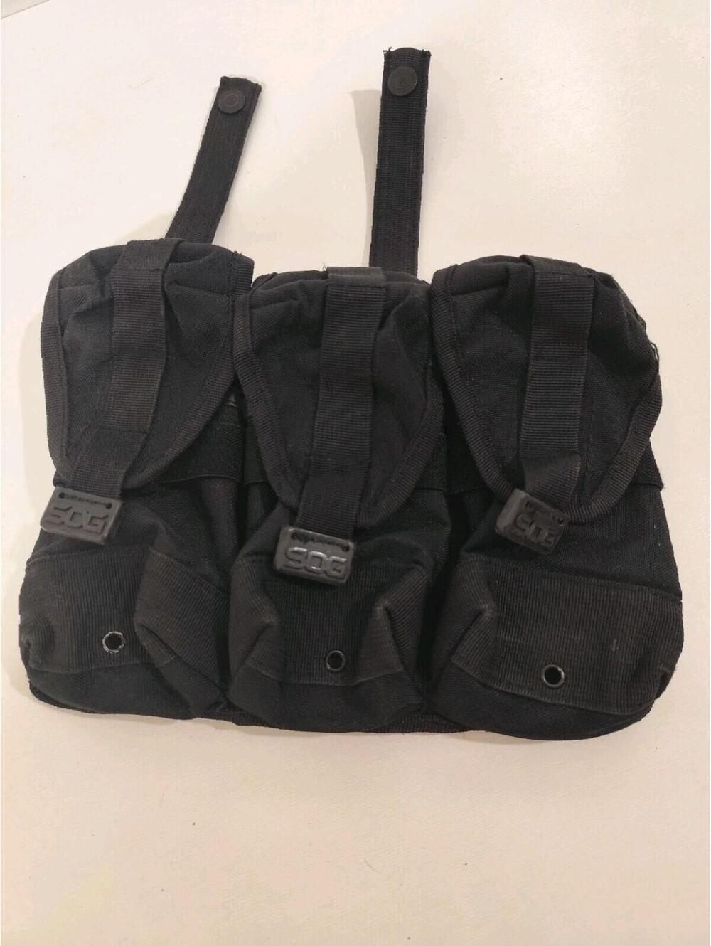 black SOG tactical Case rig three main magazine pouches